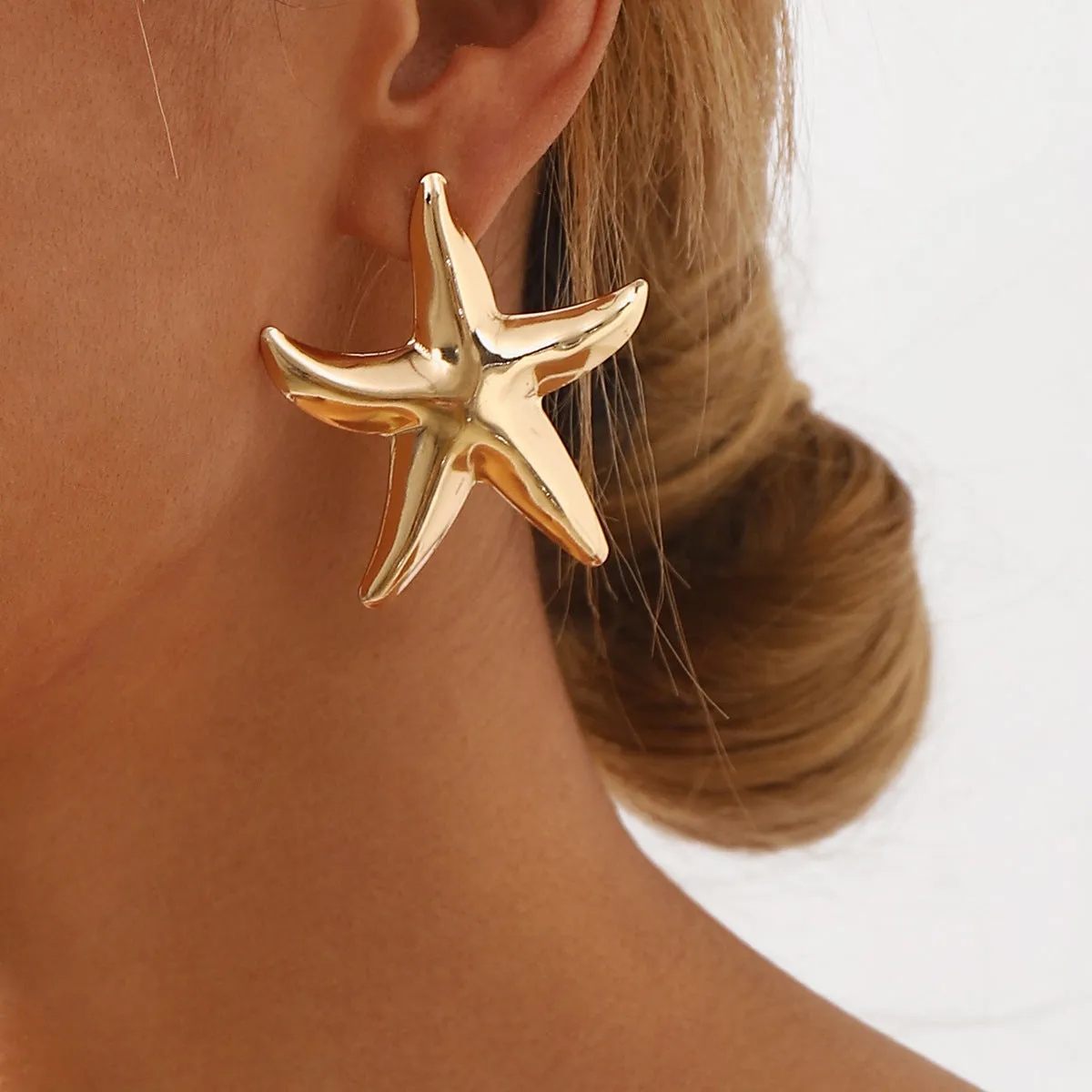 Wholesale Niche Fashion Metal Starfish Earrings