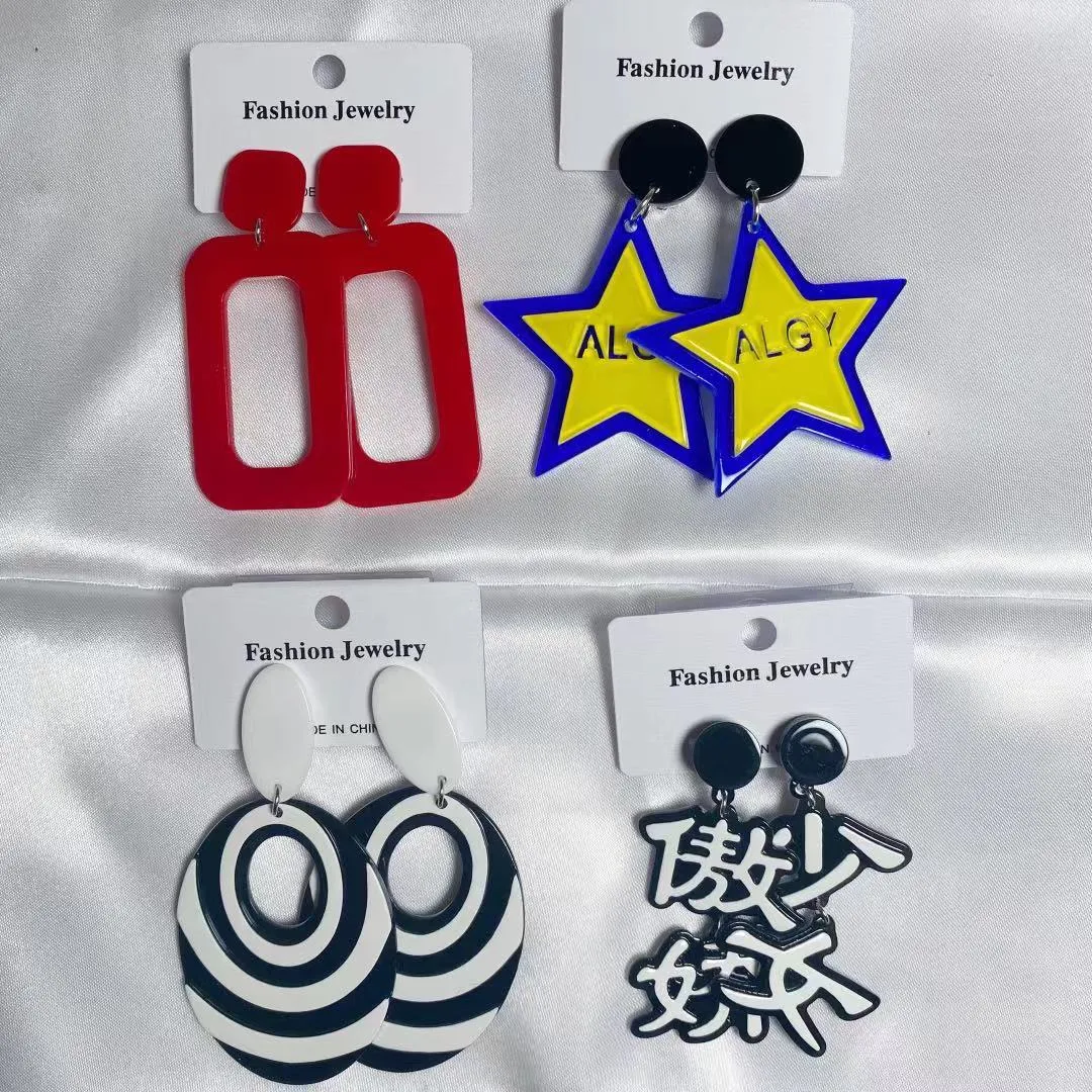 Wholesale No-piercing Acrylic Smiley Face Cartoon Cute Ear Clip