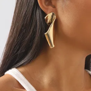 Wholesale Retro Exaggerated Irregular Twisted Earrings