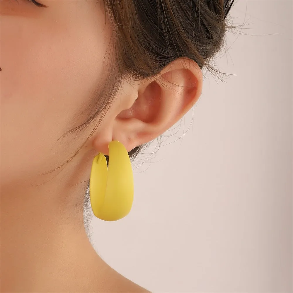 Wholesale Retro exaggerated large earrings with colorful C-shaped earrings