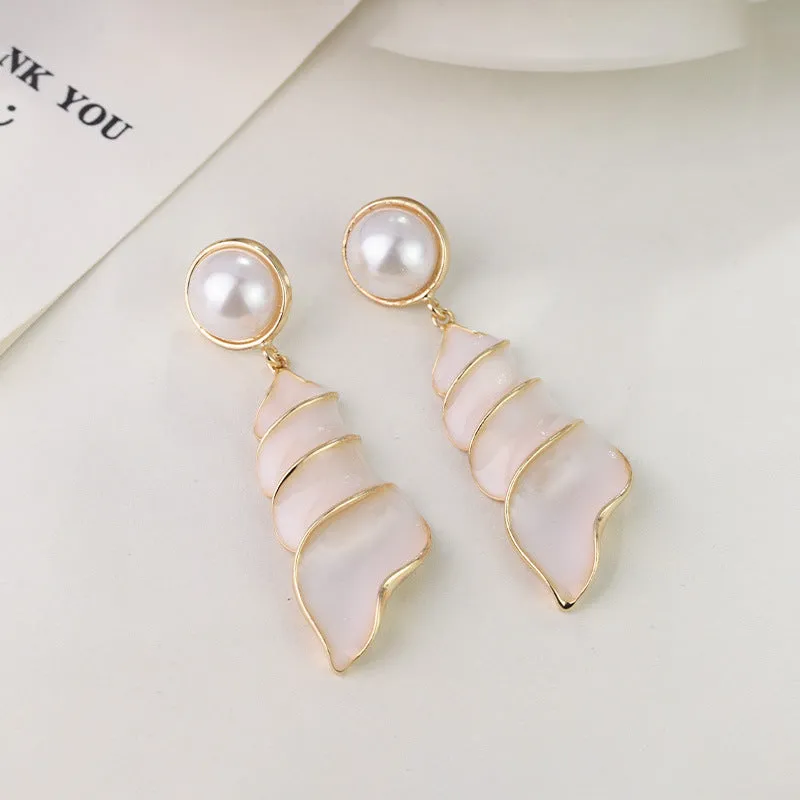 Wholesale Retro Exaggerated Pearl Oil Drop Conch Earrings