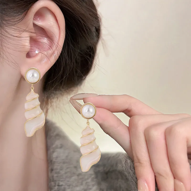 Wholesale Retro Exaggerated Pearl Oil Drop Conch Earrings