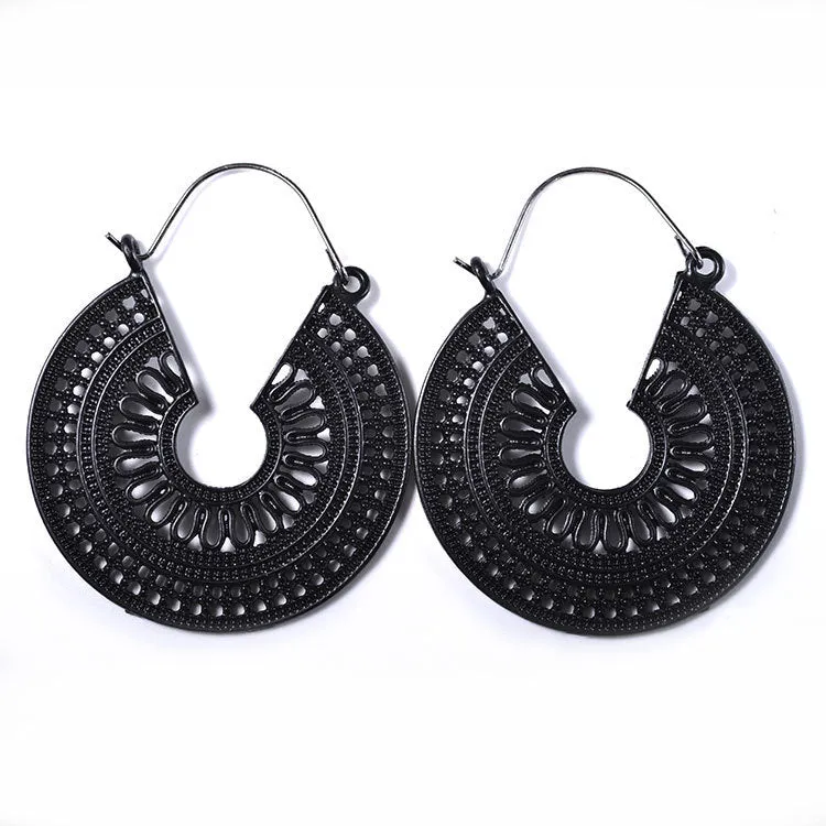 Wholesale Retro Metal Hollow Flower Bohemian Carved Court Style Earrings