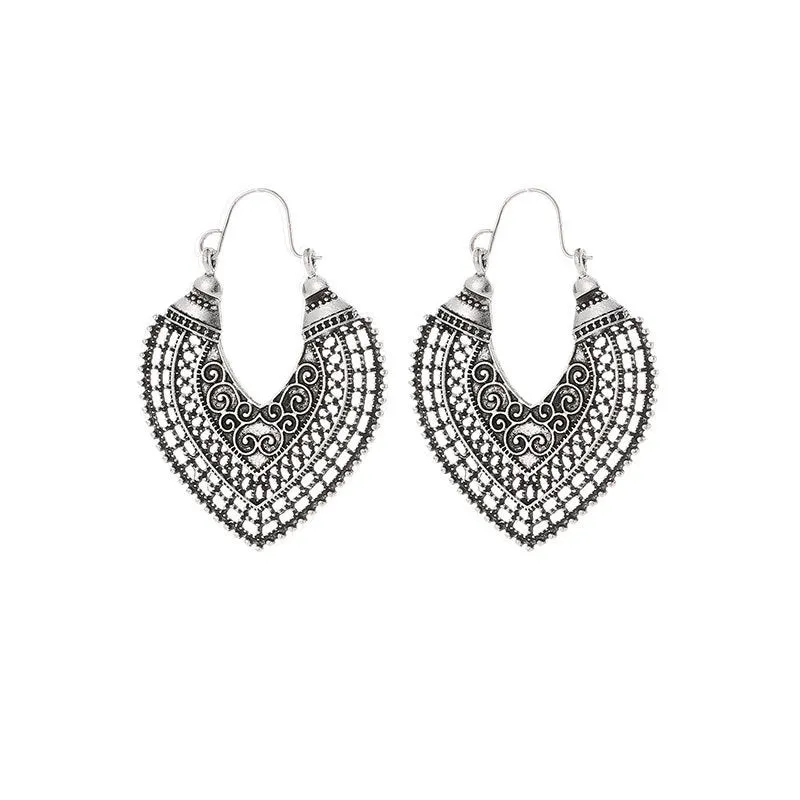 Wholesale Retro Metal Hollow Flower Bohemian Carved Court Style Earrings
