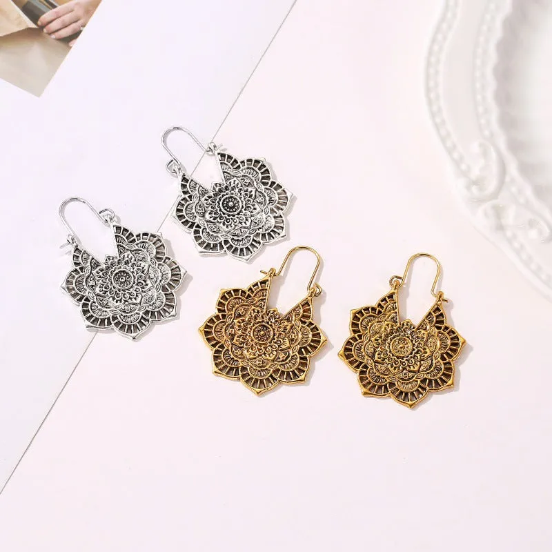 Wholesale Retro Metal Hollow Flower Bohemian Carved Court Style Earrings