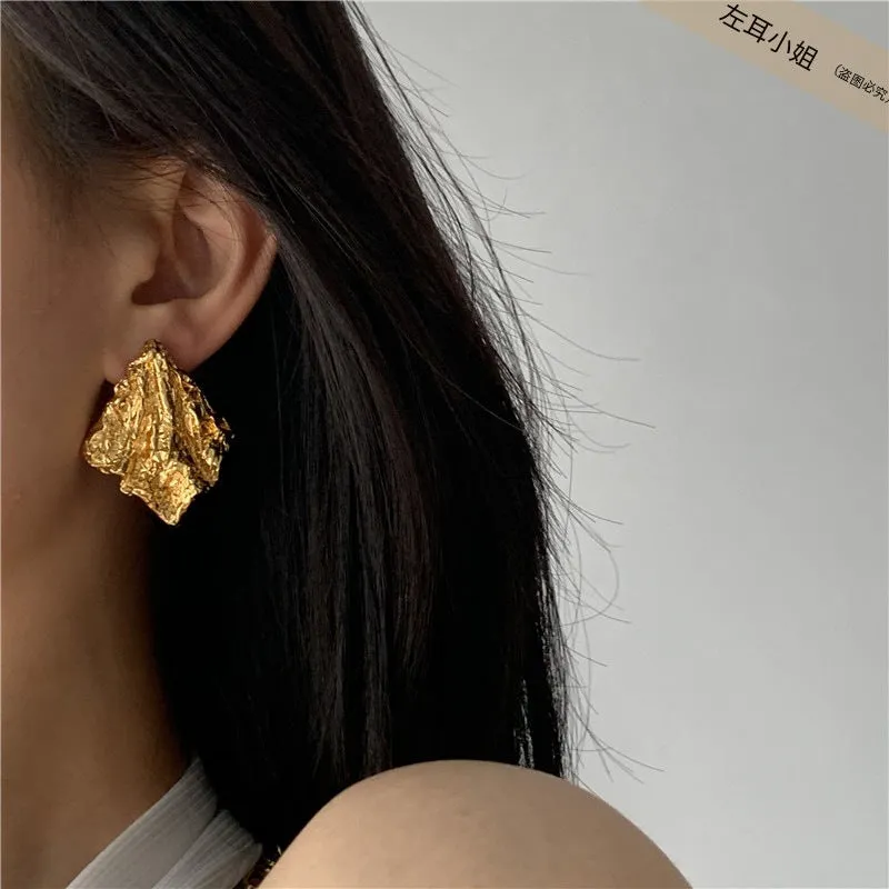 Wholesale retro tin foil pleated earrings women's fashionable irregular temperament earrings trendy earrings