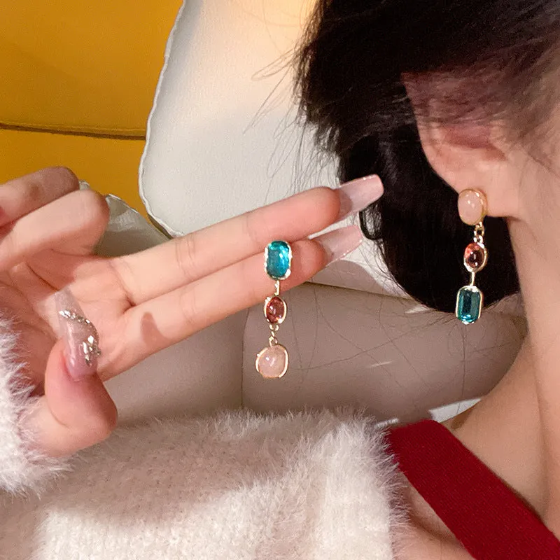Wholesale S925 silver needle asymmetric  female contrast color earrings