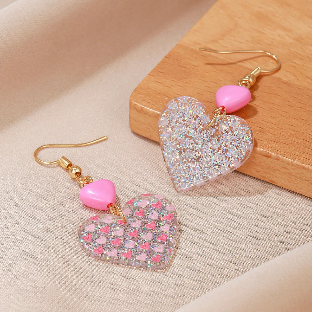 Wholesale Simple Fashion Cute Eco-friendly Material Acrylic Peach Heart Pendant Earrings Women's Valentine's Day Earrings