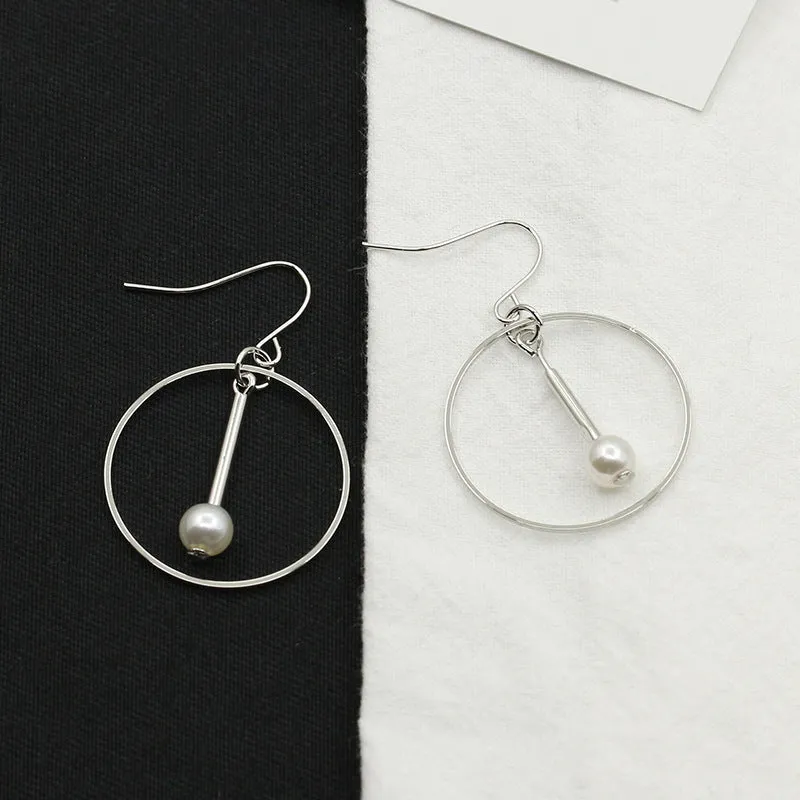 Wholesale Simple Hollow Round Personality Temperament Pearl Pendant Circle Drop Earrings