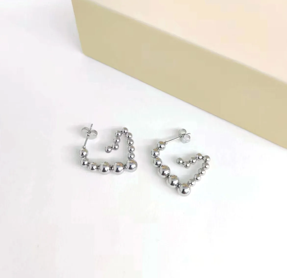 Wholesale Stainless steel beads heart triangle 18K gold earrings