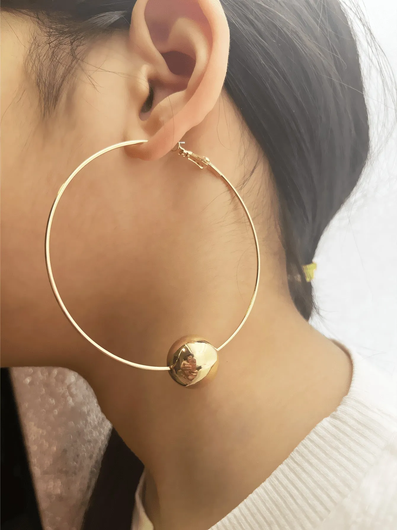 Wholesale Temperament, Metallic Feel, Fashionable and Versatile, with Round Bead Earrings