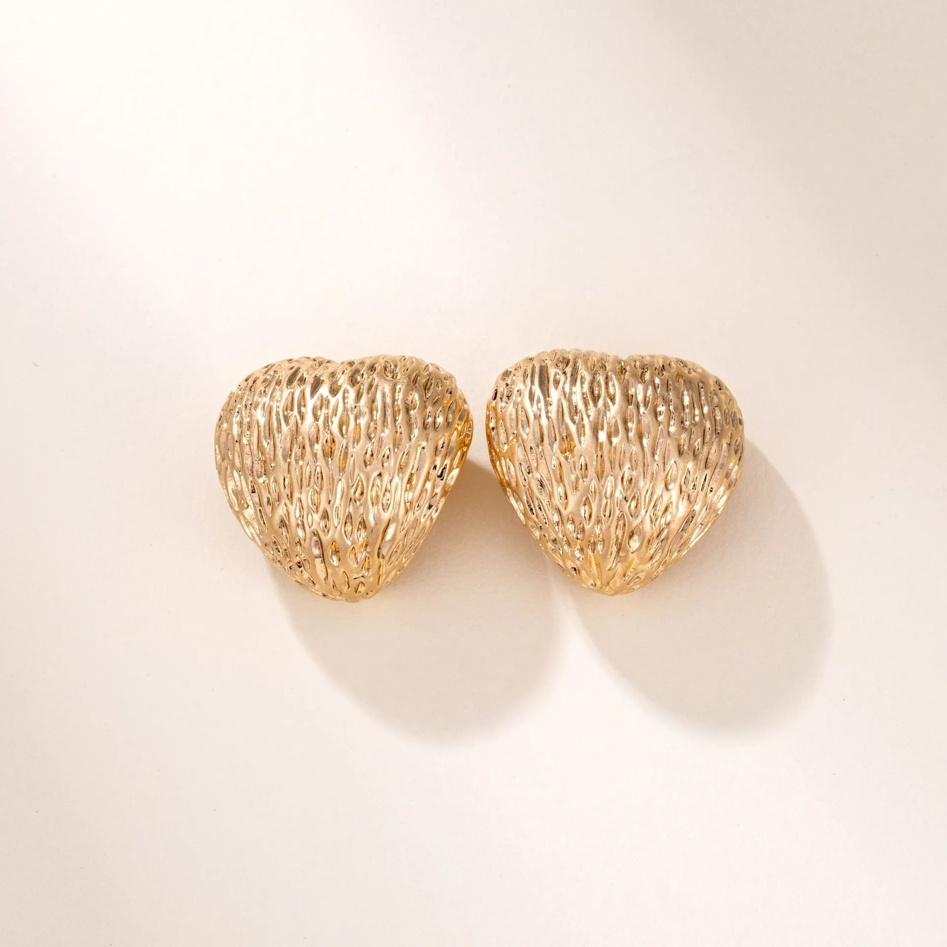 Wholesale Valentine's Day gift copper plated gold inlaid zircon love earrings heart-shaped earrings jewelry
