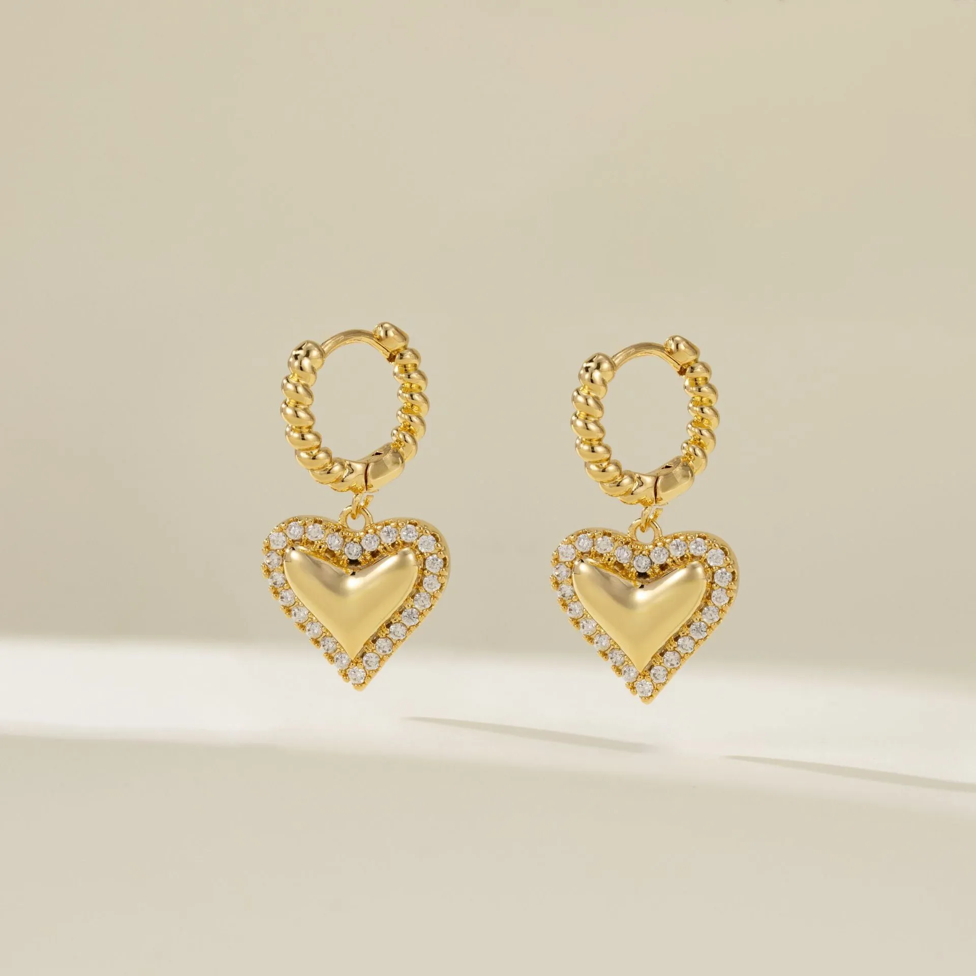 Wholesale Valentine's Day gift copper plated gold inlaid zircon love earrings heart-shaped earrings jewelry