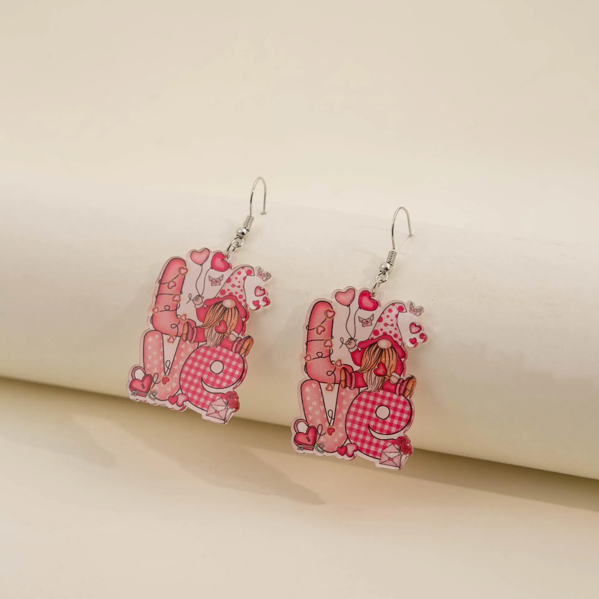 Wholesale Valentine's Day Love Dwarf Earrings Flamingo Love Semi-round Plaid Acrylic Earrings for Women