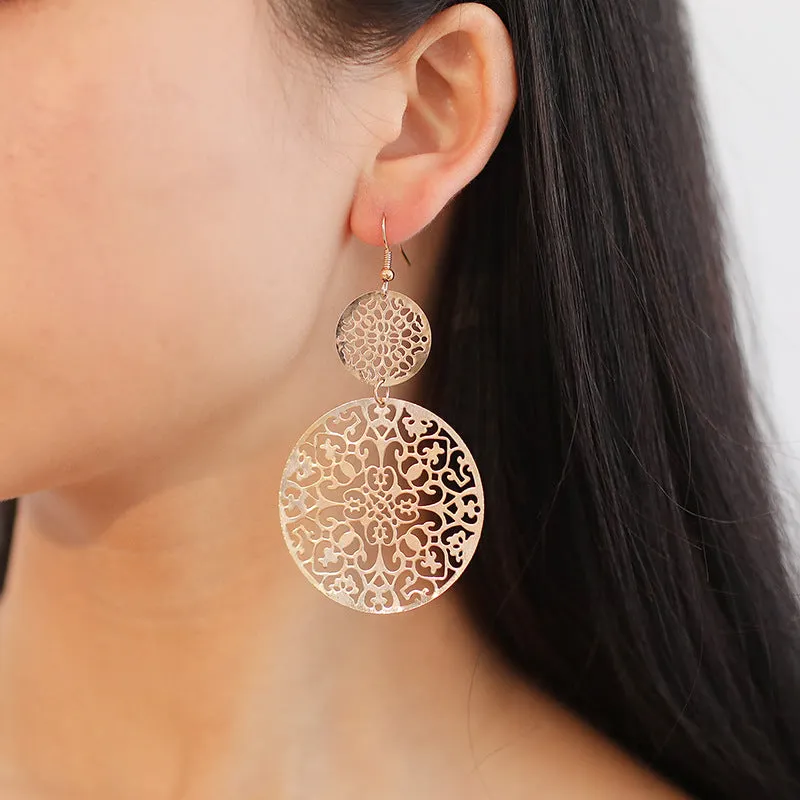 Wholesale Vintage Hollow Disc Frosted Palace Ethnic Style Carved Earrings