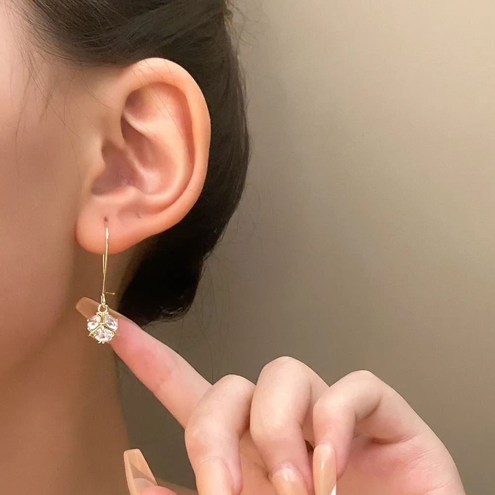 Wholesale Women's Elegant Zirconia Simple Colorful Drill Windmill Pendant