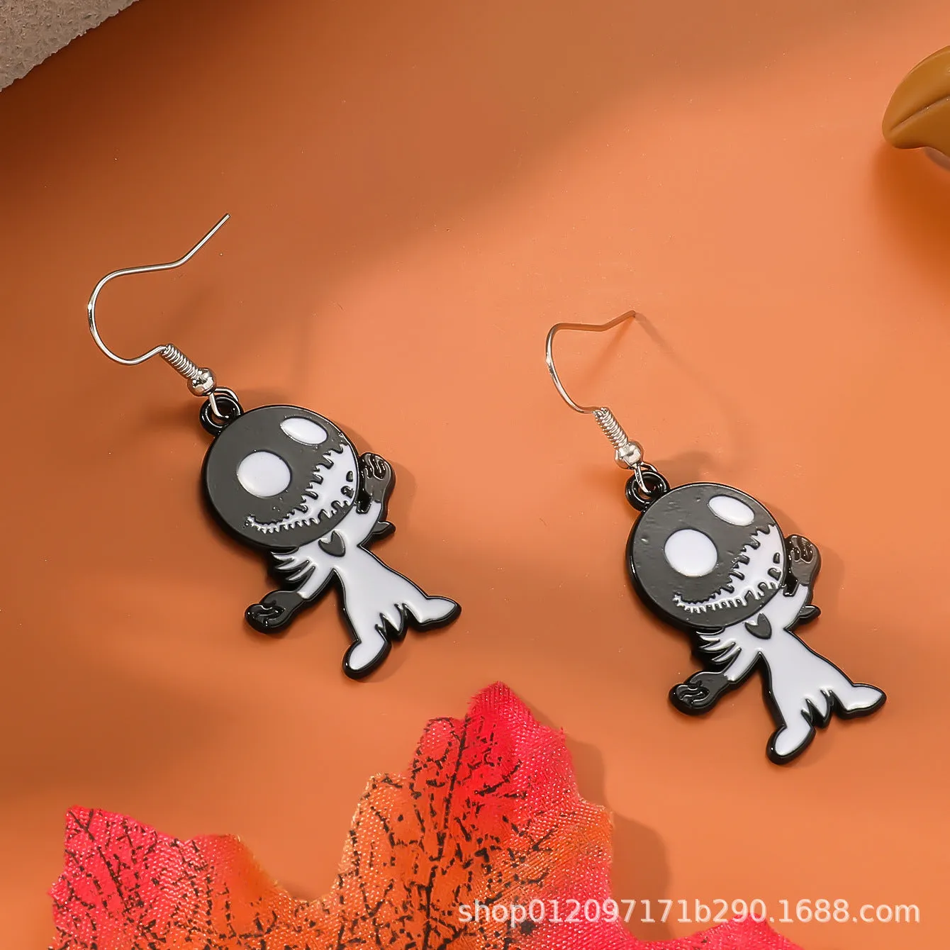 Wholesale Zinc Alloy Cartoon Creative Skull Horror Character Earrings for Halloween