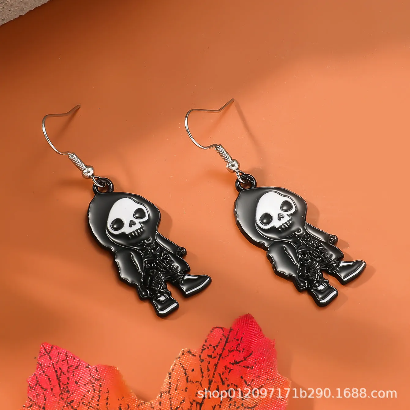 Wholesale Zinc Alloy Cartoon Creative Skull Horror Character Earrings for Halloween
