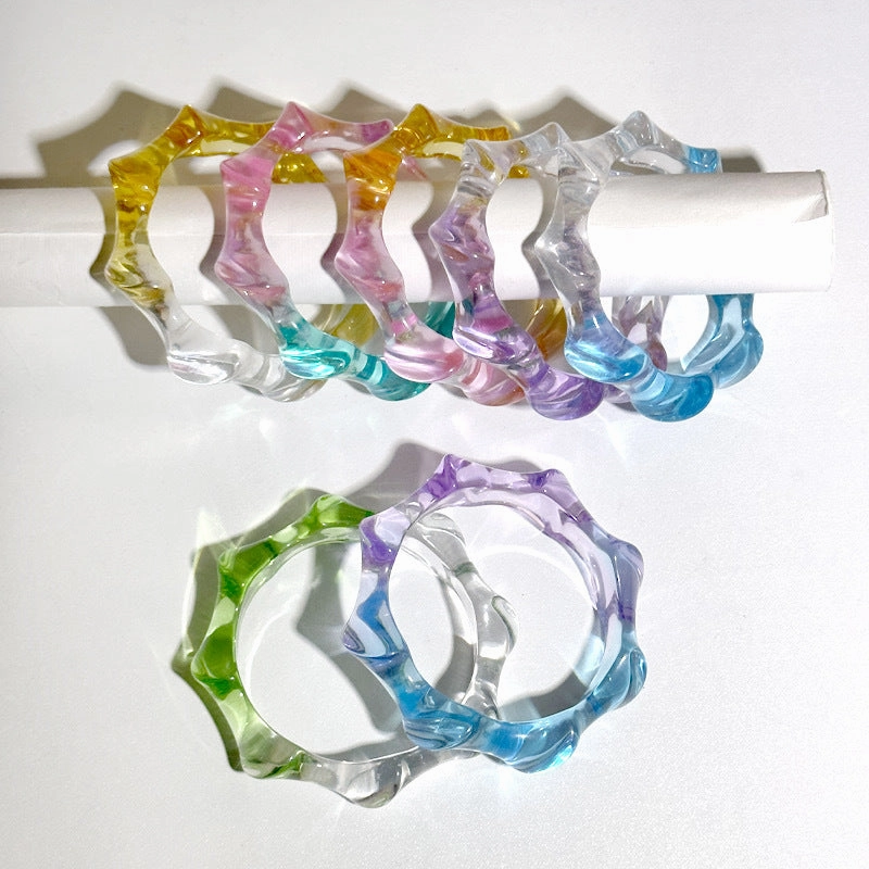Wholesale 10pcs Yuyu new gradient transparent color matching wave round geometric resin bracelet ins color bracelet