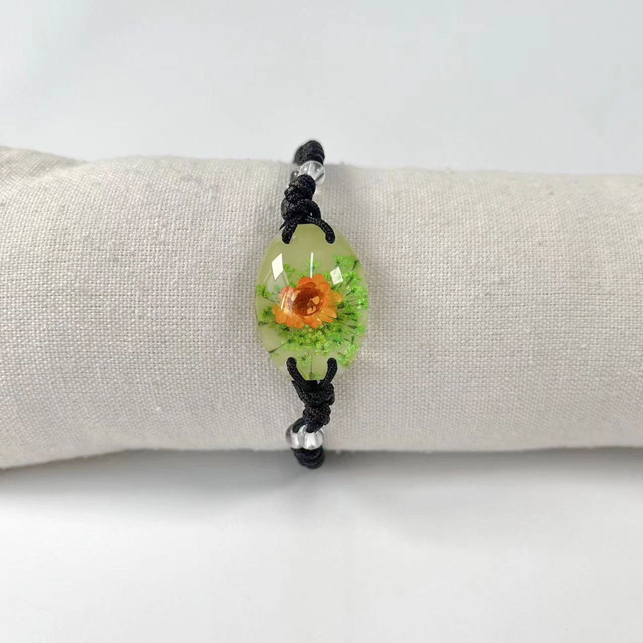 Wholesale 12PCS Handmade Latex Luminous Real Flower Amber Bracelet