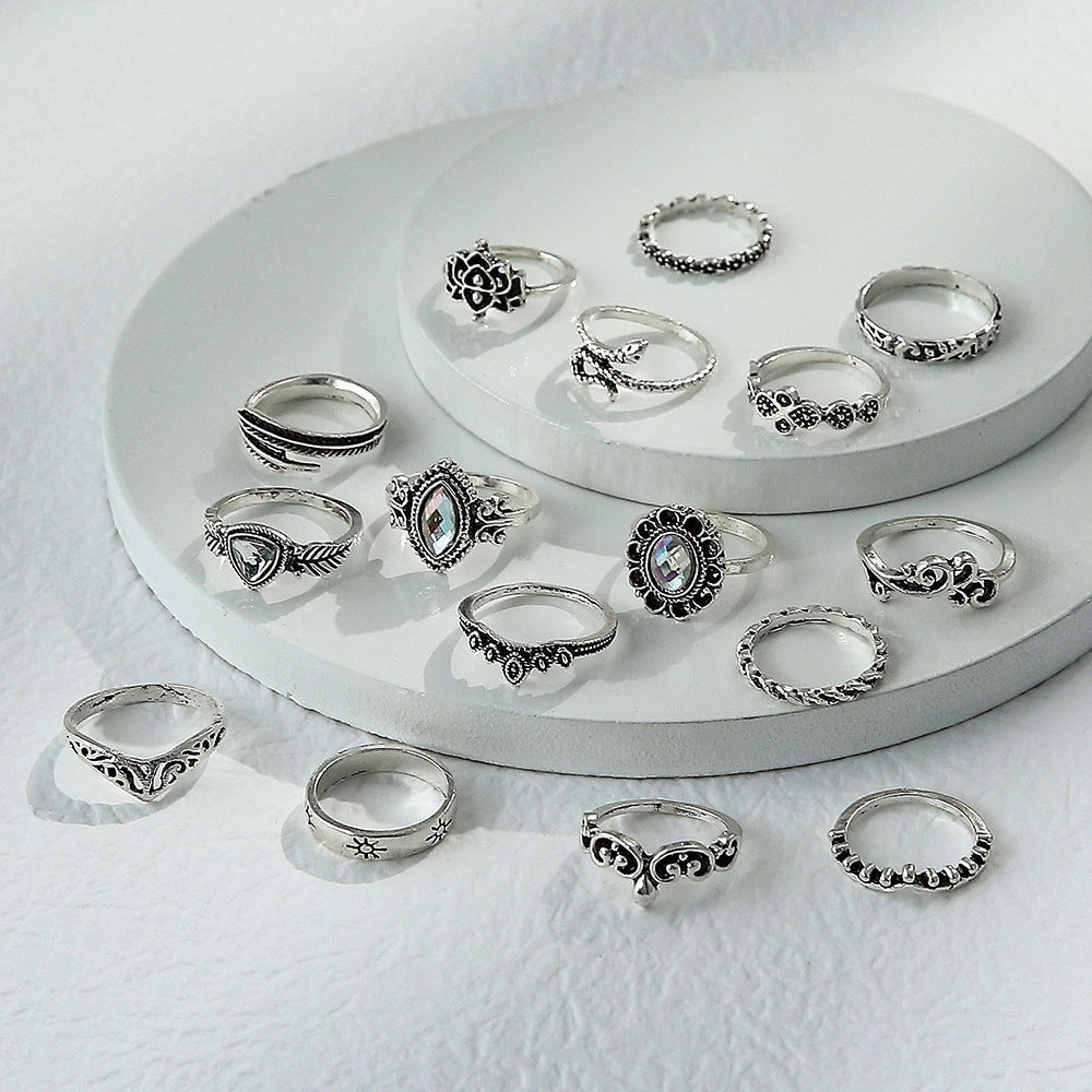 Wholesale 16pcs Retro Exaggerated Hollow Carved Snake Feather Gemstone Ring