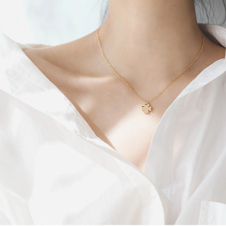 Wholesale 18K Four-leaf Clover Titanium Clavicle Chain