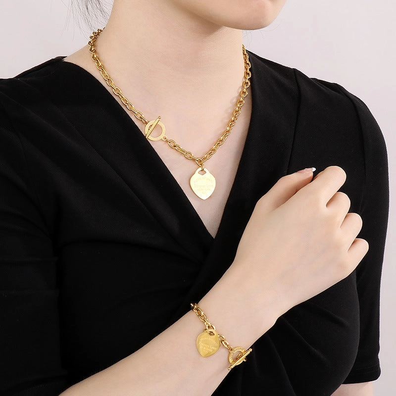 Wholesale 18K Gold-plated Heart-shaped Open Glossy Clavicle Chain Multi-color Epoxy Titanium Steel Ring Set
