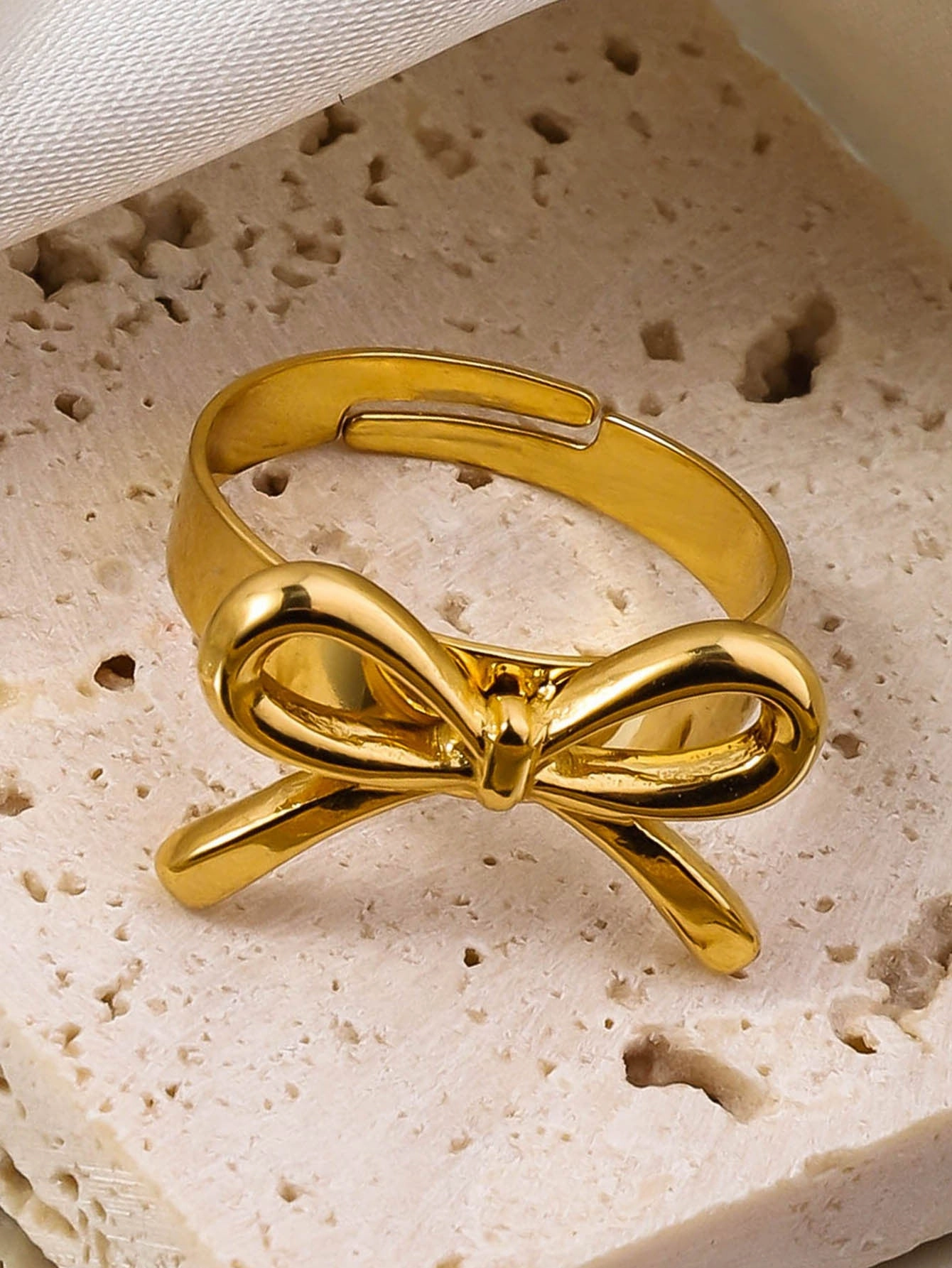 Wholesale 18K stainless steel ribbon knot heart-shaped open adjustable ring