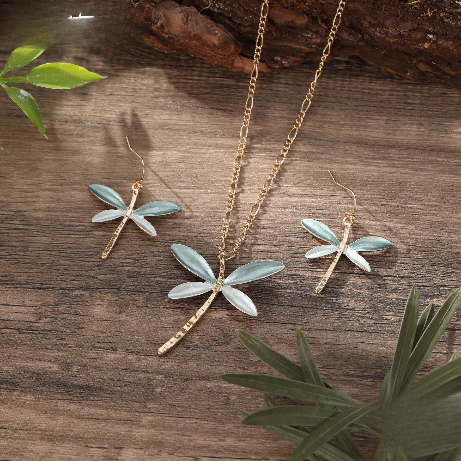 Wholesale 2pcs New Colorful Painting Oil Dragonfly Stud Earring Pendant Beautiful and Versatile Necklace Set
