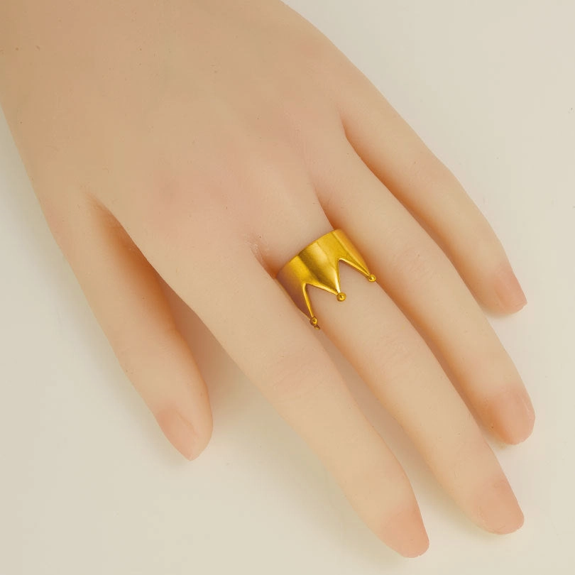 Wholesale 304 stainless steel crown ring simple personality temperament gold open smooth ring