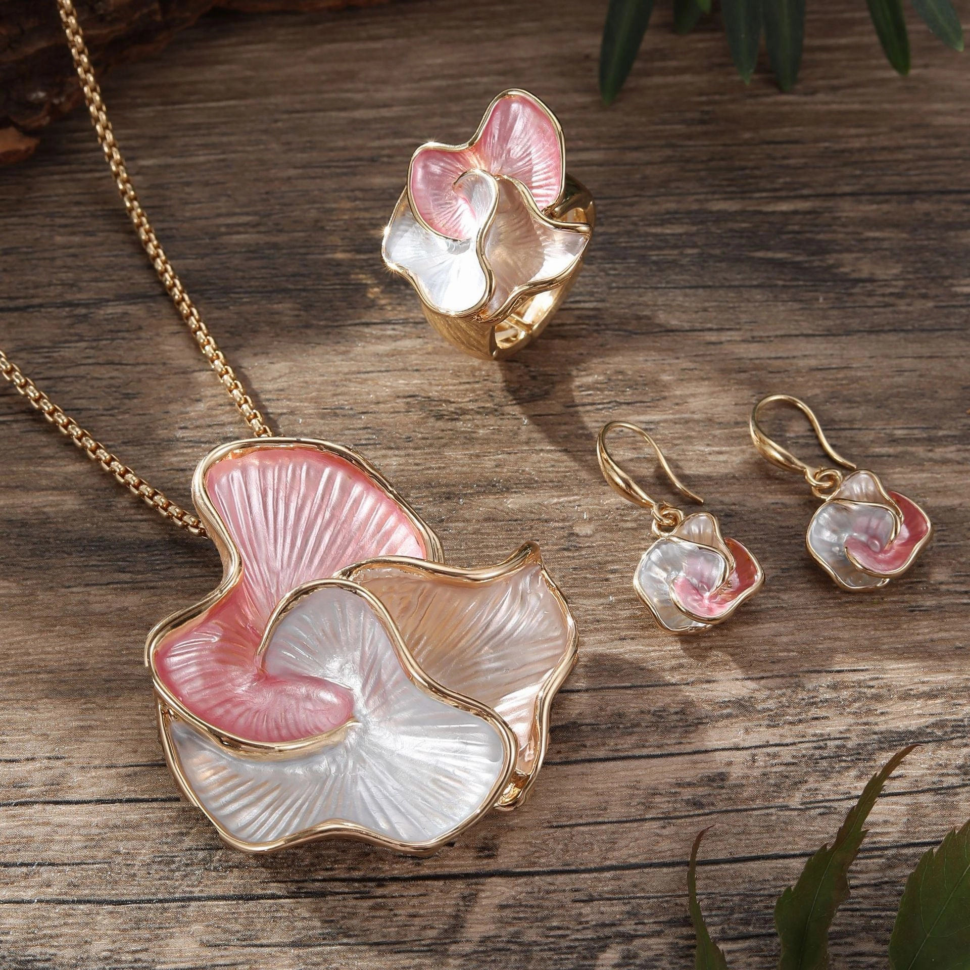 Wholesale 3pcs New Color Painting Oil Geometric Petal Stud Earrings Pendant Set