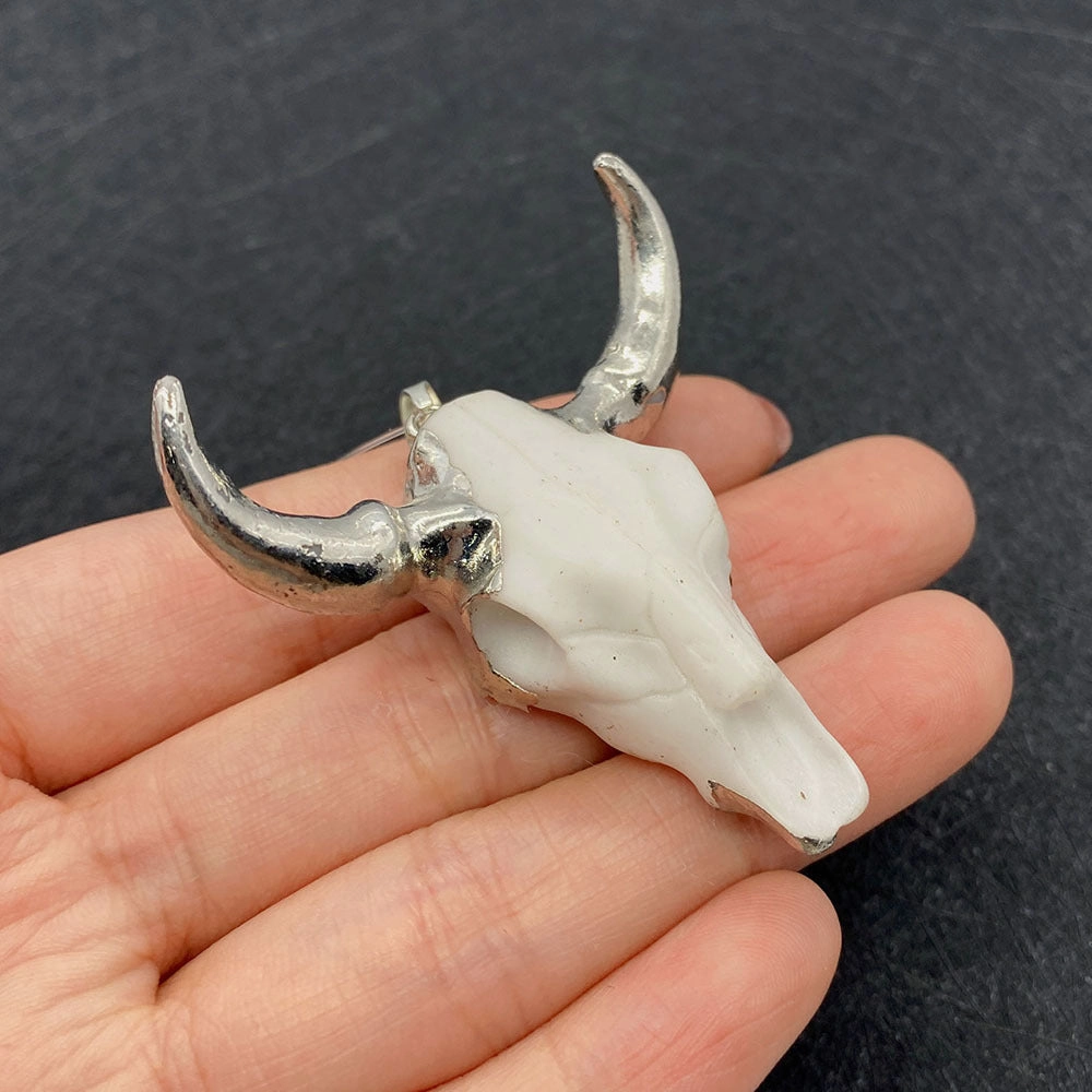 Wholesale 4546mm Acrylic White Gold Bull Head Shape Melon Seed Buckle Pendant