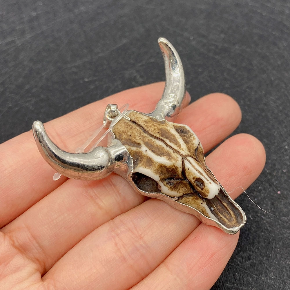 Wholesale 4546mm Acrylic White Gold Bull Head Shape Melon Seed Buckle Pendant
