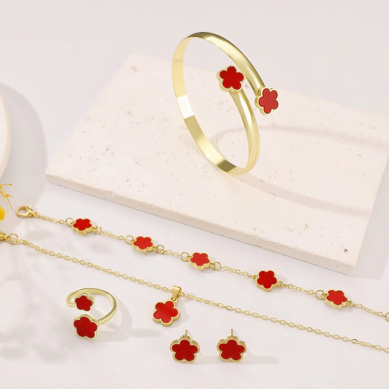 Wholesale 5pcs Clover Bracelet Bracelet Stud Earrings Necklace Ring Women's Jewelry Set