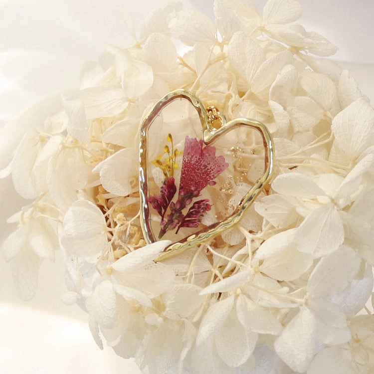 Wholesale 6pcs Irregular Love Month Flower Real Flower Pendant Resin Accessories