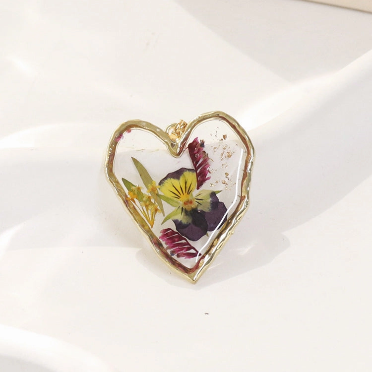 Wholesale 6pcs Irregular Love Month Flower Real Flower Pendant Resin Accessories