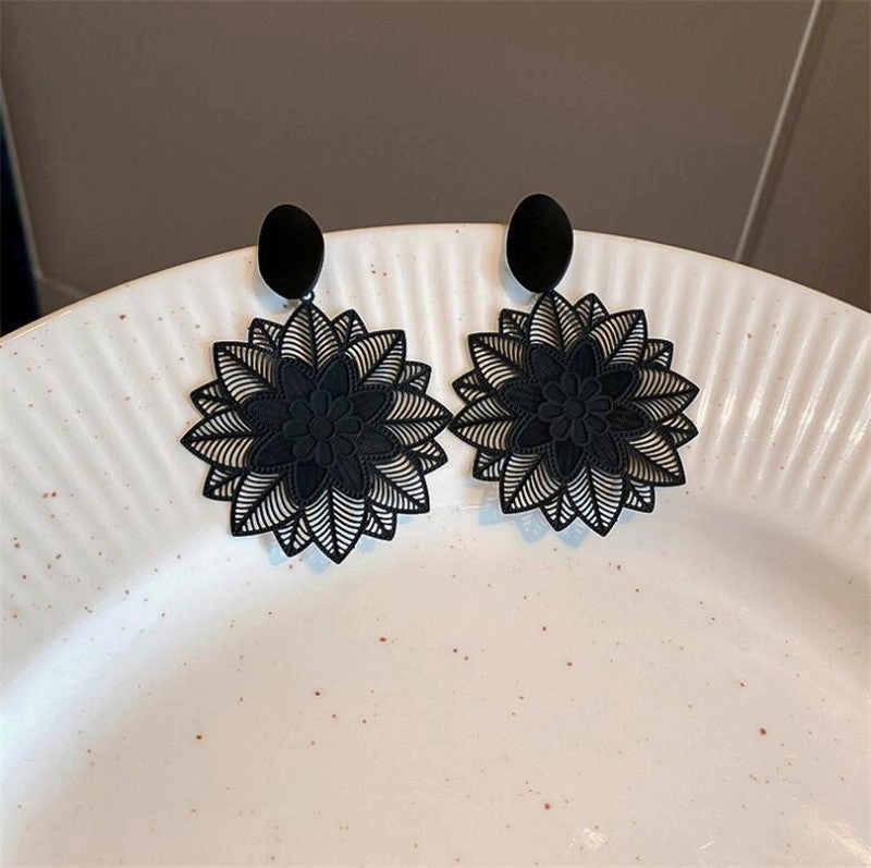 Wholesale 925 silver exaggerated forest black flower earrings earrings super fairy girl temperament net celebrity earrings