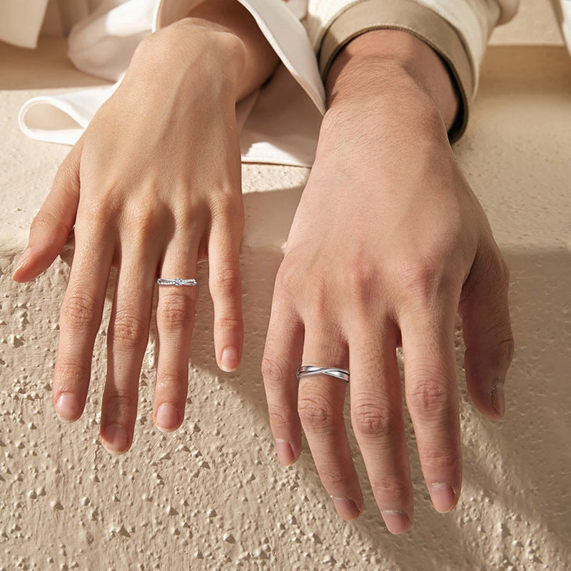 Wholesale 925 Silver Mobius Ring Couple's Simple Ring for Men and Women Valentine's Day Gift
