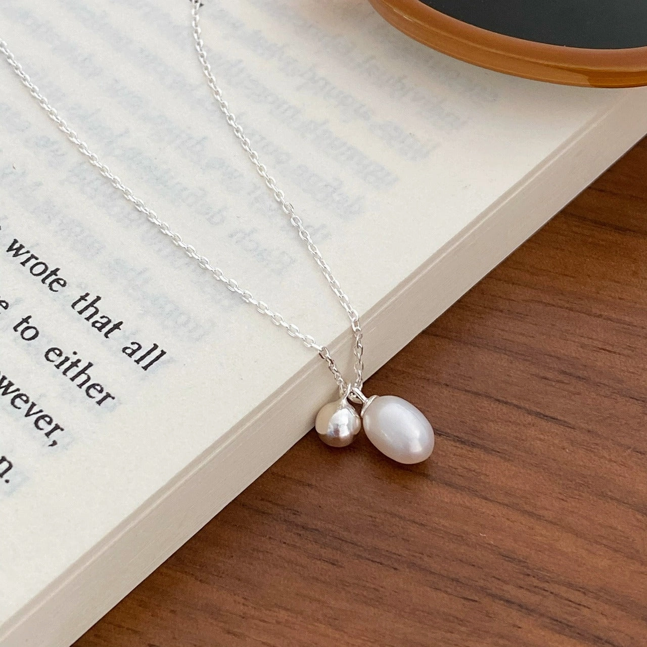 Wholesale 925 Sterling Silver Freshwater Pearl Necklace Clavicle Chain
