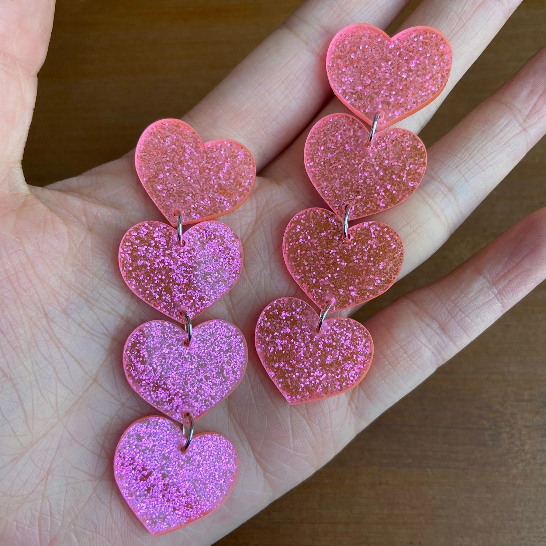 Wholesale Acrylic laser colorful heart earrings