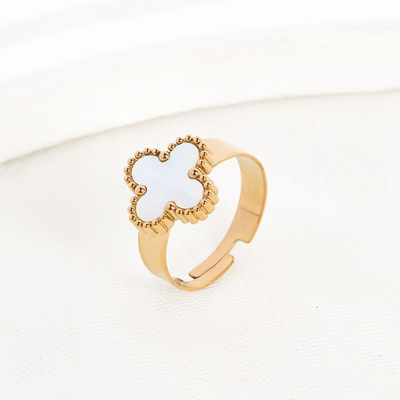 Wholesale Adjustable Size Waterproof and Sweat Resistant Titanium Steel Clover Ring