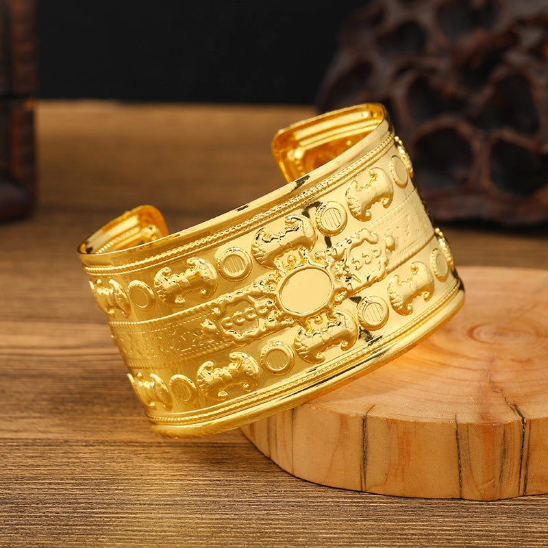 Wholesale Alien Dunhuang Gold Wide Bracelet Female Ethnic Style Bohemian Arm Dai Bracelet