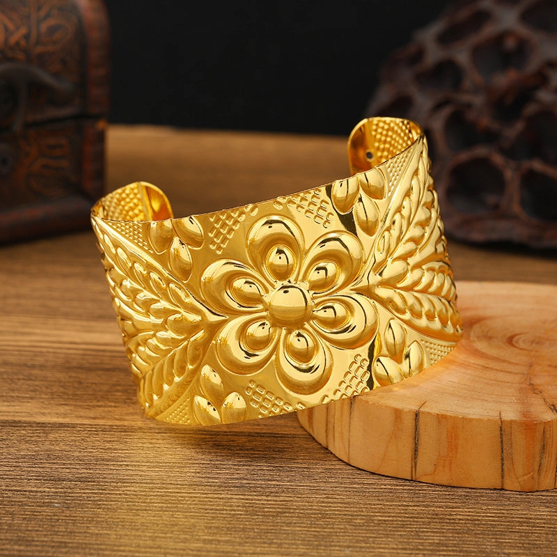 Wholesale Alien Dunhuang Gold Wide Bracelet Female Ethnic Style Bohemian Arm Dai Bracelet