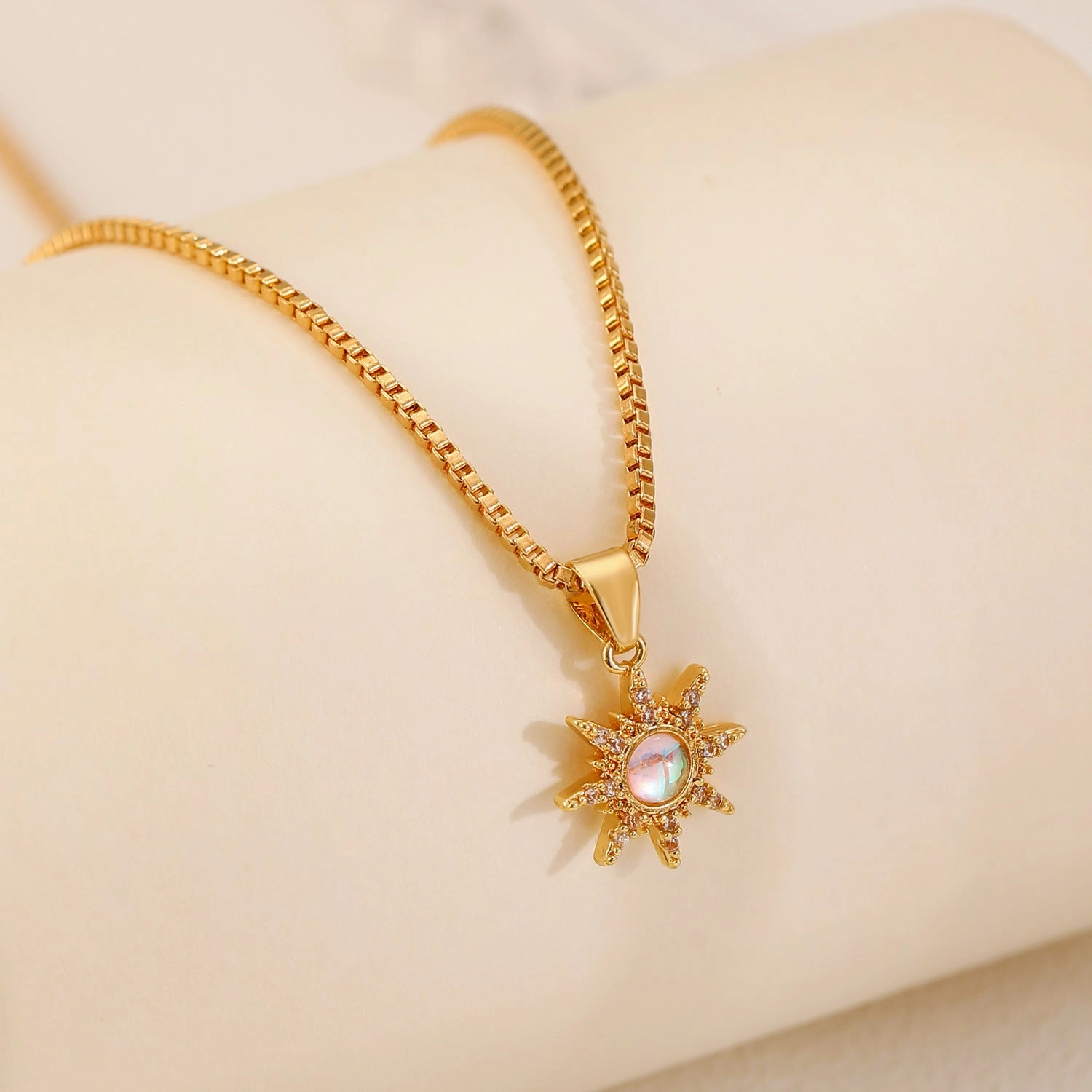 Wholesale Alloy Cartoon Colorful Circular Diamond Necklaces