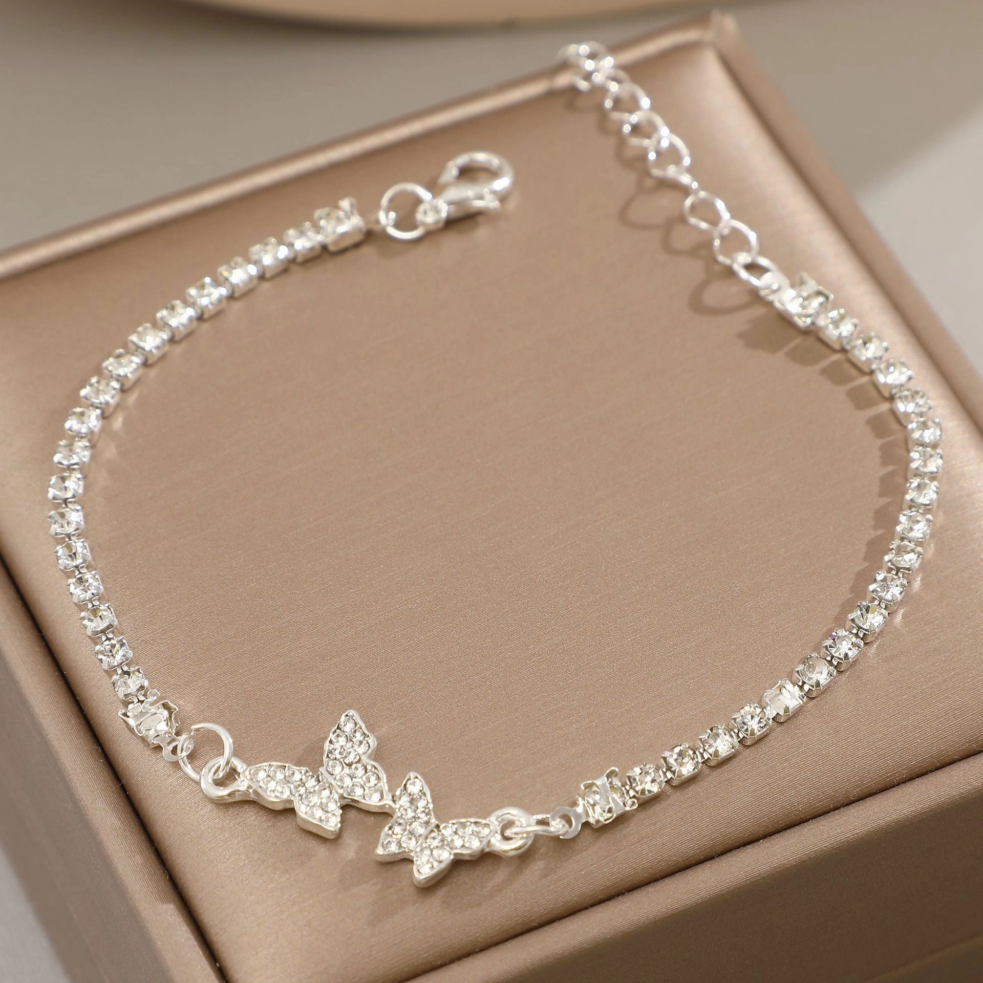 Wholesale Alloy Diamond Butterfly Bracelets