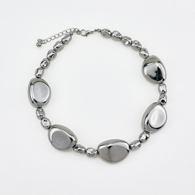 Wholesale Alloy Heavy-duty Light Luxury Imitation Pebble Shape Clavicle Necklace