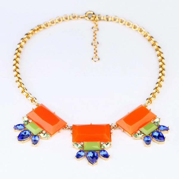 Wholesale Alloy Hollow Flower Pendant Necklace