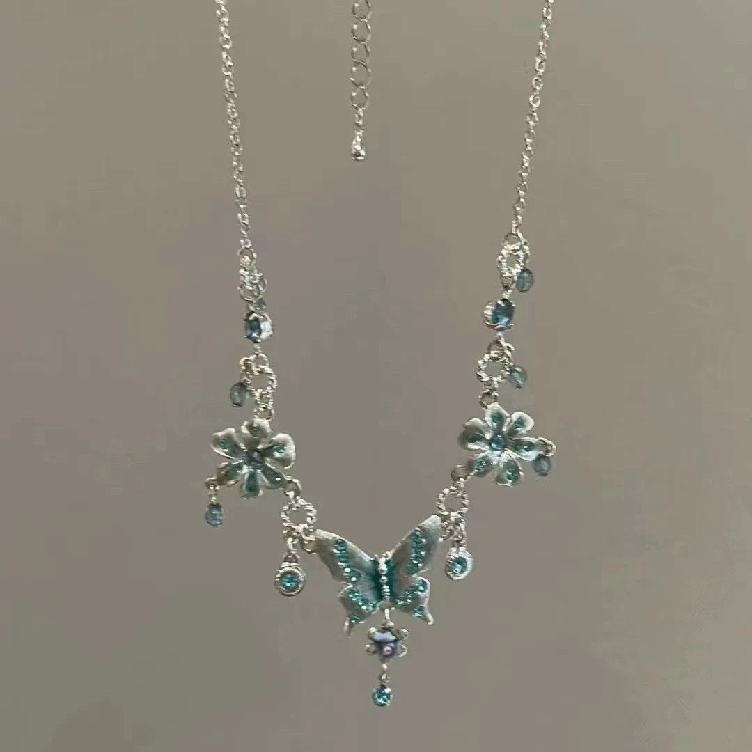 Wholesale Alloy Light Luxury Retro Forest Flower Clavicle Necklace