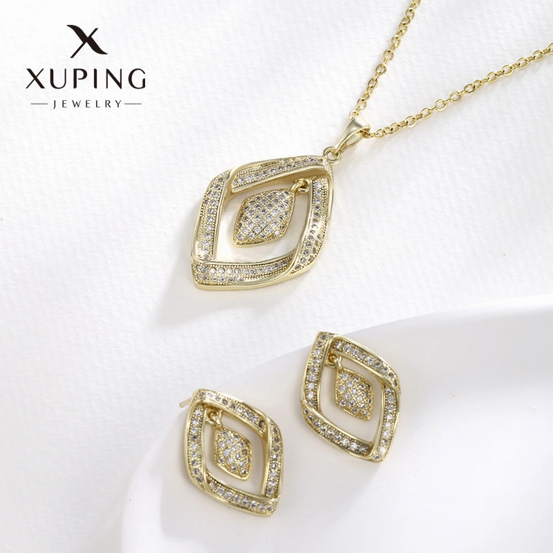 Wholesale Alloy Micro Inlaid Zirconia Diamond Shaped Fashionable High-end Feeling Fashionable Earrings Necklace Two-piece Set