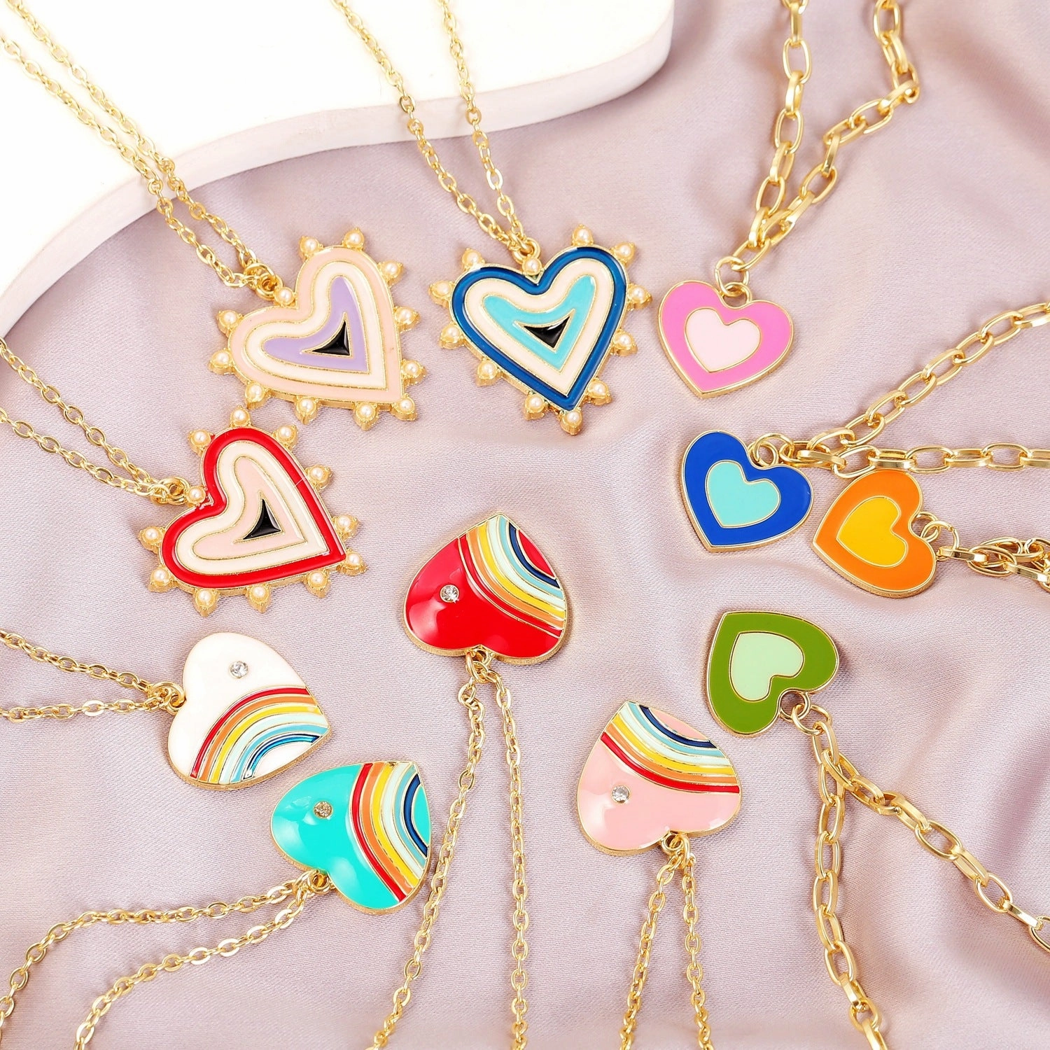 Wholesale Alloy Rainbow Heart Design Necklace